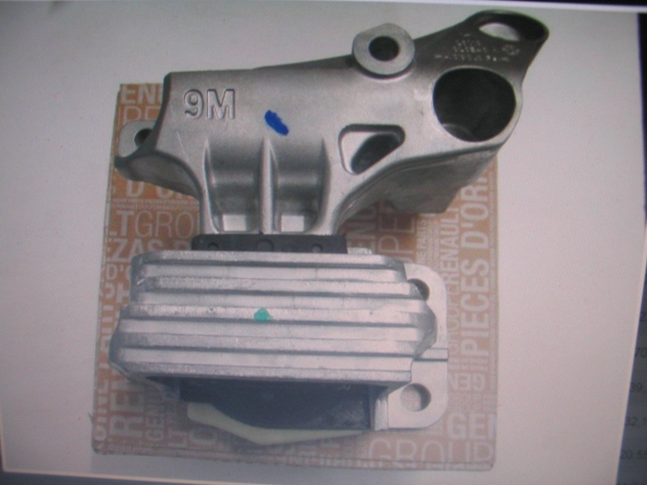 Megane 3-III Sağ Motor Takozu Kulağı 1.4 Tce H4J (2008-2016) 112100017R-112107874R -Renault Mais