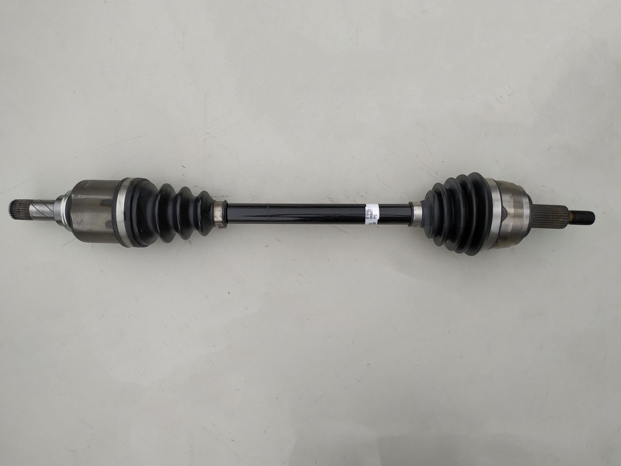 Latitude Sol Ön Aks Mekanik 6 Vites 1.5 Dci K9K (2008-2015) 8200908694 -İthal