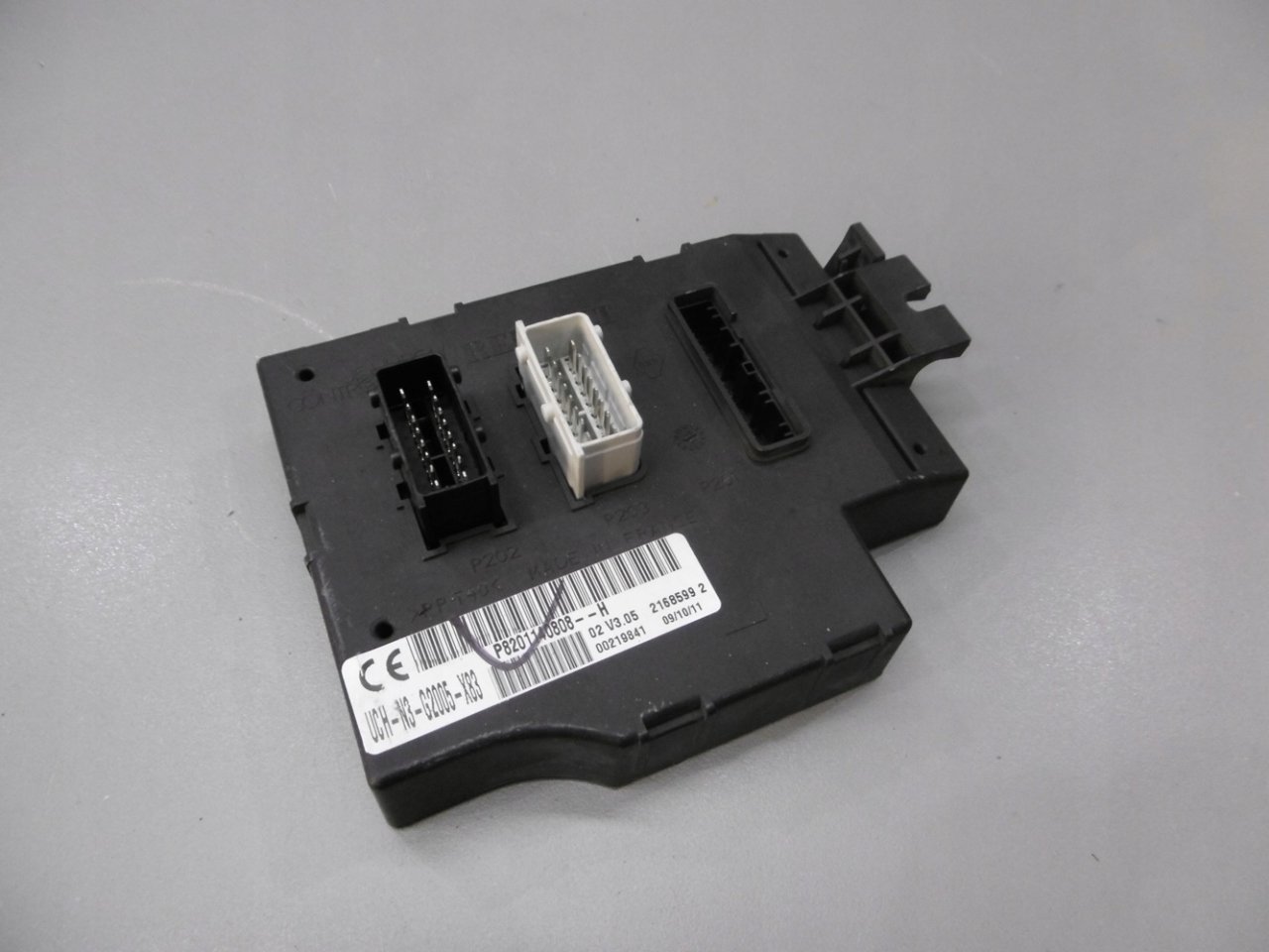 Trafic 2-II UCH Beyni (2002-2012) 8201140808 -Renault Mais