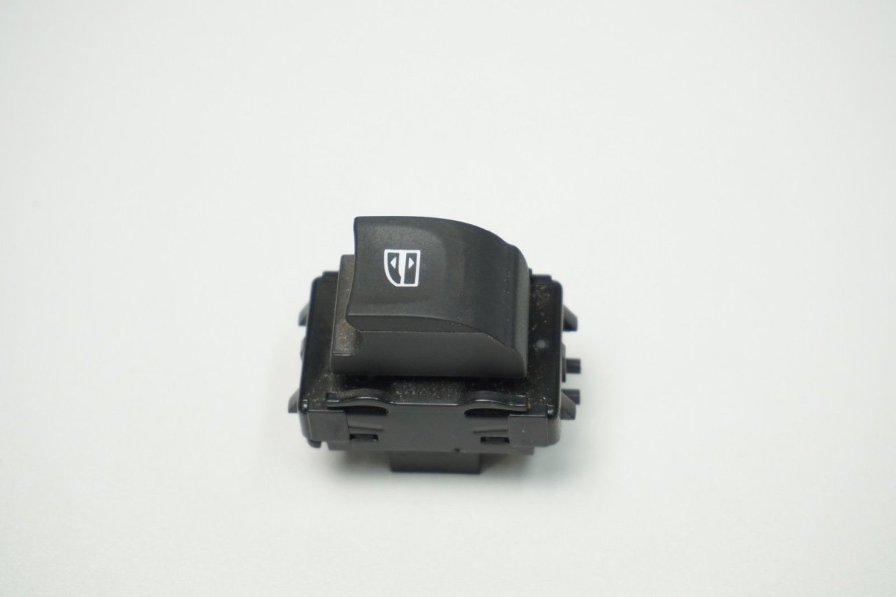 Fluence Arka Cam Düğmesi Butonu (2010-2016) 254210001R -Renault Mais