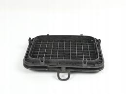 Megane 2-II Scenic 2-II Taban Döşeme Kapağı (2003-2010) 8200159913 -Renault Mais